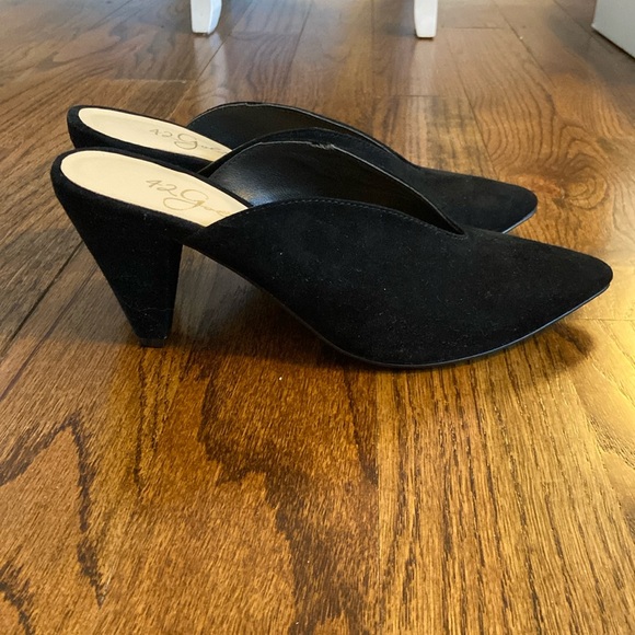 Brand new never worn, in box 42 gold overcome mules. - Picture 3 of 5